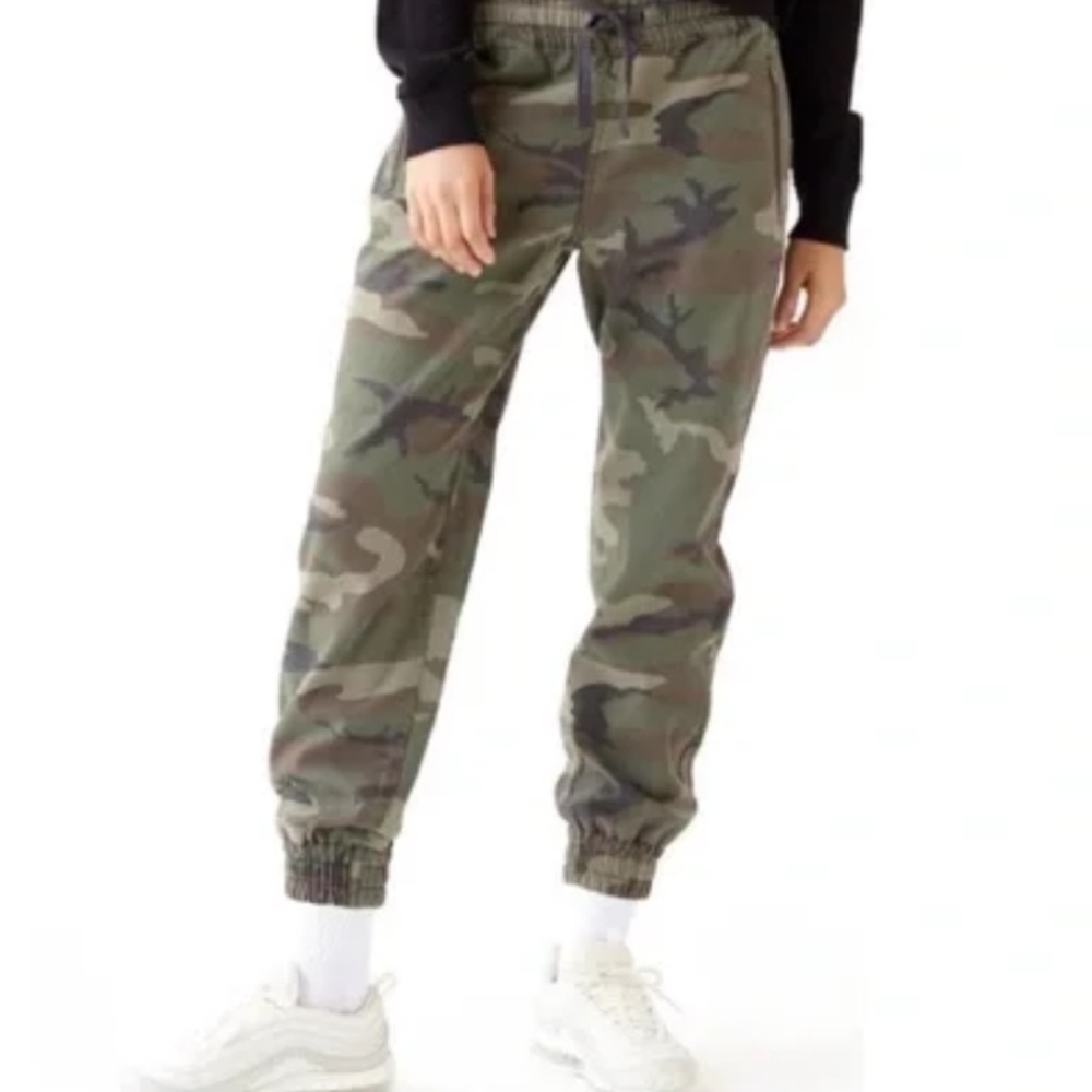 TNA Camo Jogger Pants - Green Camouflage